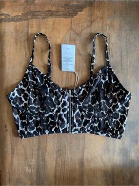 NWT Flook/. Flook the Label zip up bra top
